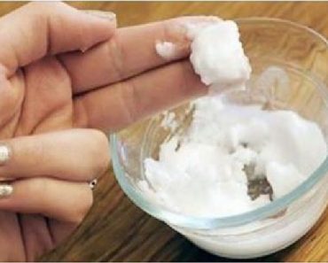 Prepara crema de bicarbonato: aplica antes de dormir y adiós arrugas , manchas y espinillas