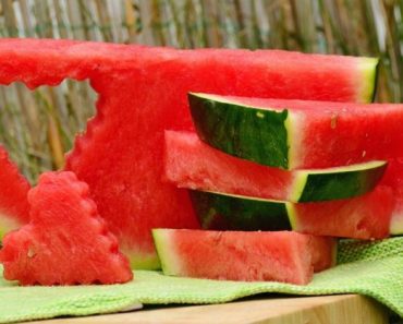 Cuatro Frutas que promueven la desintoxicación del organismo Cuatro Frutas que promueven la desintoxicación del organismo